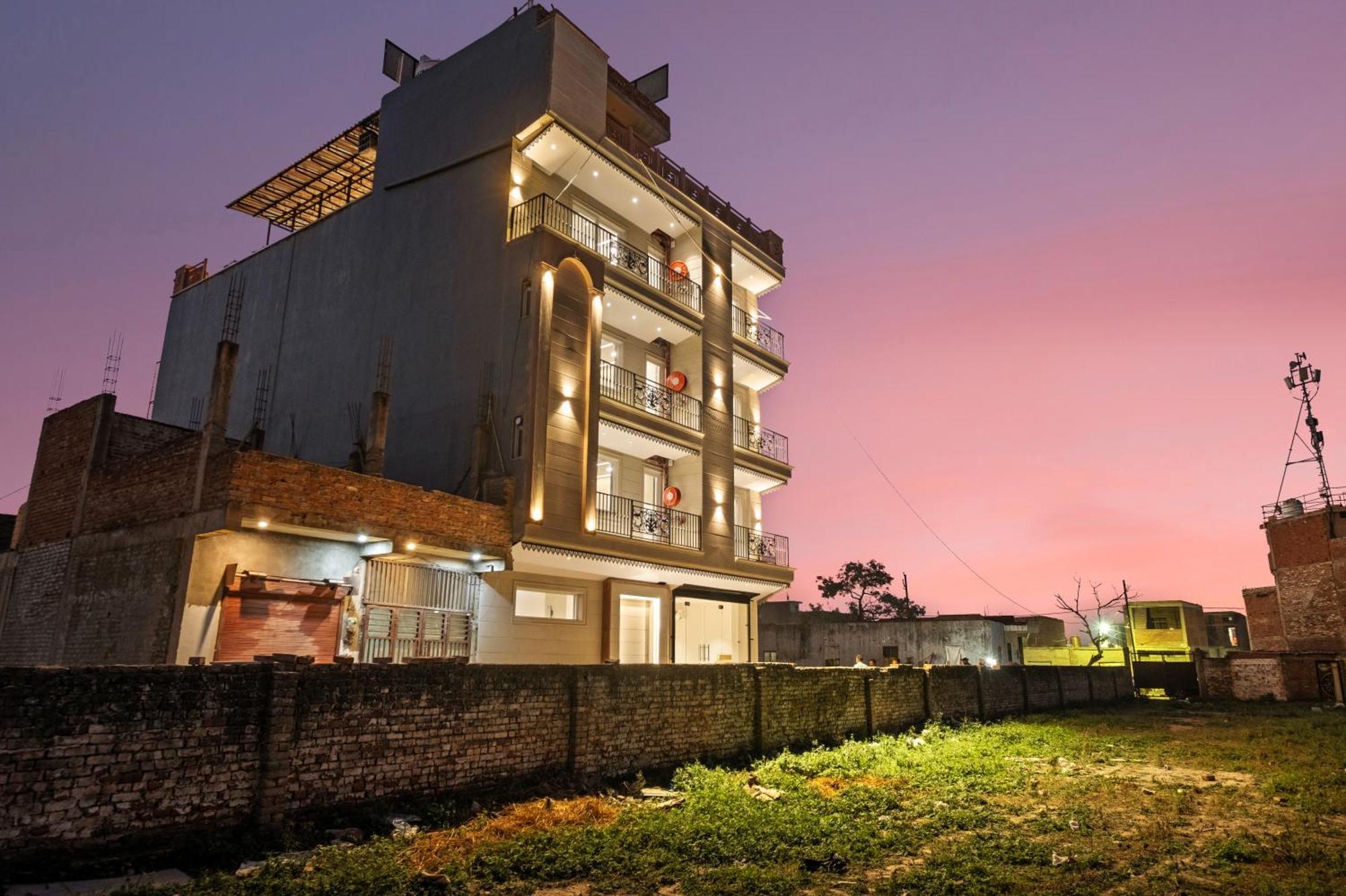 Hari Om Residency 800 Meters From Ram Mandir Ayodhya Hotel Luaran gambar
